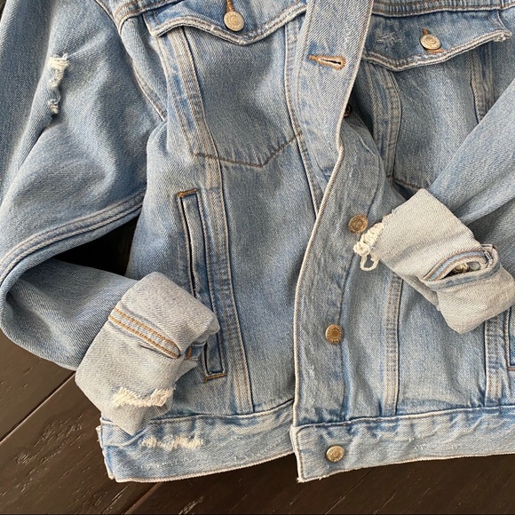 SOLD! TOPSHOP Oversized Ripped Denim Jacket - Picture 6 of 9